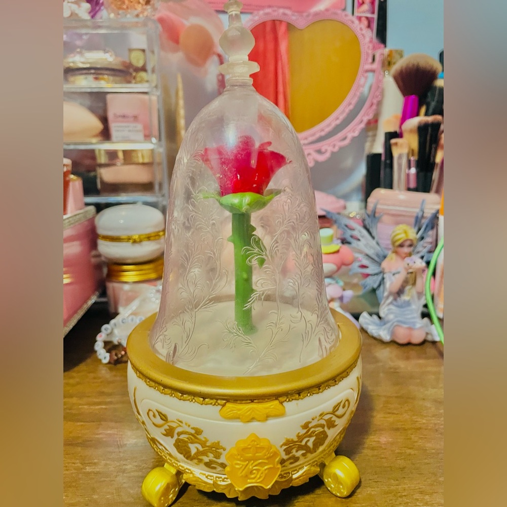 Beauty and the beast 2017 movie enchanted rose toy